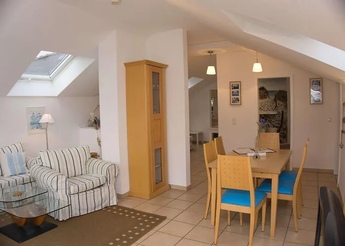 公寓 Balkon Mit Traumhaften Meerblick, Gratis Nutzung Vom Ahoi Erlebnisbad Und Sauna In Sellin Duenenhaus Fewo05 奥斯特巴德·哥伦
