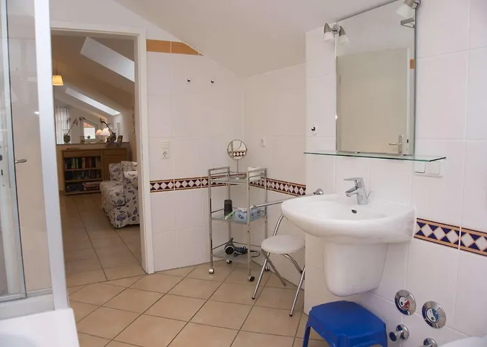 Balkon Mit Traumhaften Meerblick, Gratis Nutzung Vom Ahoi Erlebnisbad Und Sauna In Sellin Duenenhaus Fewo05 公寓